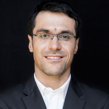 Stepan Simonyan, Piano 